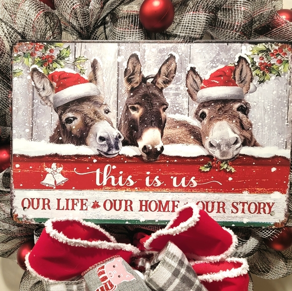 Winter Christmas Donkey Wreath This is Us - Picture 3 of 5